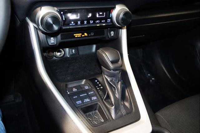 Photo of 2021 Midnight Black Metallic Toyota RAV4