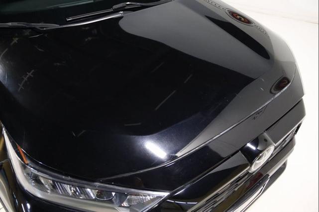 Photo of 2021 Midnight Black Metallic Toyota RAV4