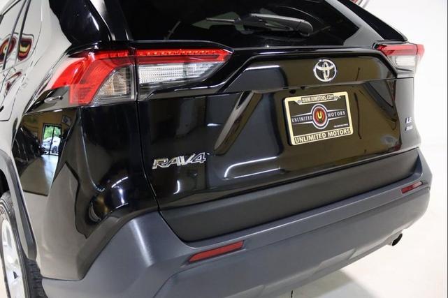Photo of 2021 Midnight Black Metallic Toyota RAV4