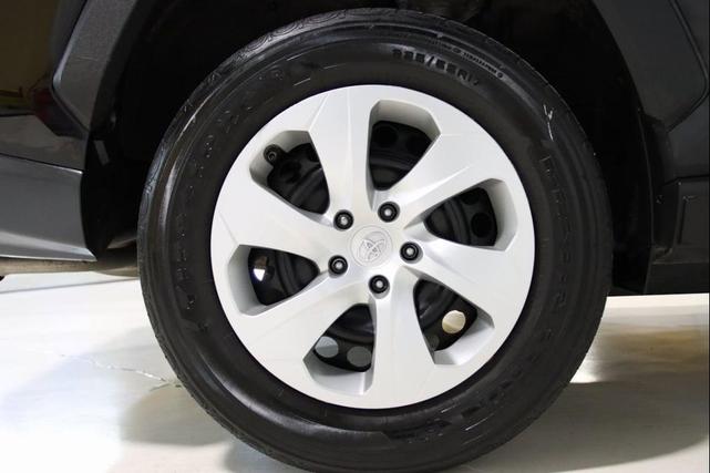 Photo of 2021 Midnight Black Metallic Toyota RAV4