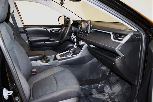 Photo of 2021 Midnight Black Metallic Toyota RAV4