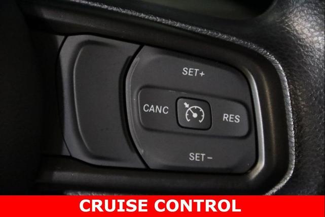 Photo of 2025 Bright White Clearcoat Jeep Gladiator