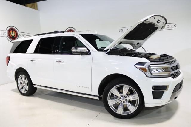 Photo of 2023 Star White Metallic Tri-Coat Ford Expedition Max