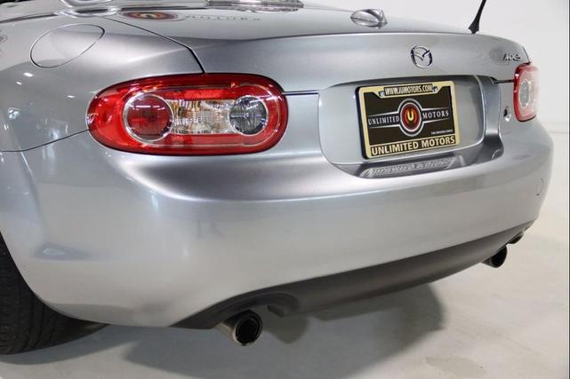 Photo of 2011 Liquid Silver Metallic Mazda MX-5 Miata
