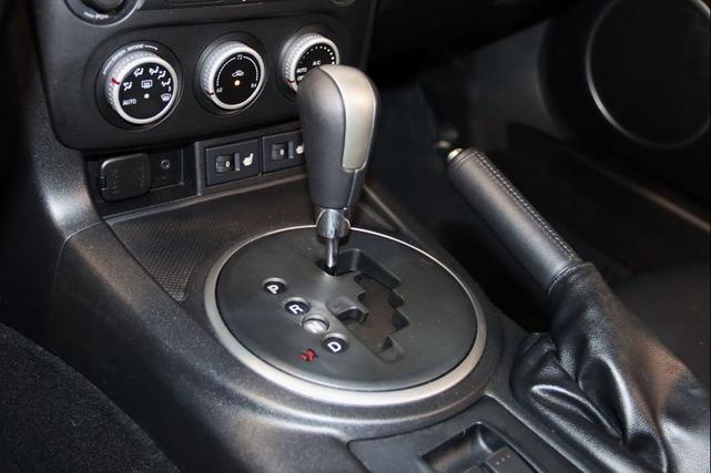 Photo of 2011 Liquid Silver Metallic Mazda MX-5 Miata