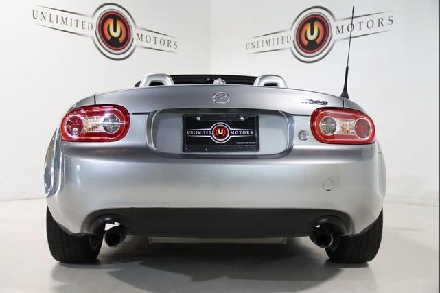 Photo of 2011 Liquid Silver Metallic Mazda MX-5 Miata