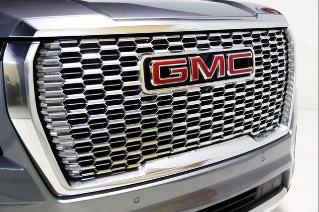 Photo of 2021 Satin Steel Metallic GMC Yukon