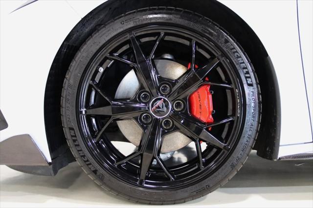 Photo of 2021 Ceramic Matrix Gray Metallic Chevrolet Corvette