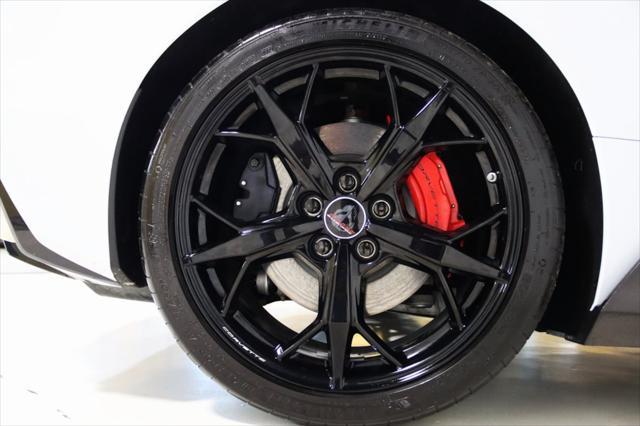 Photo of 2021 Ceramic Matrix Gray Metallic Chevrolet Corvette