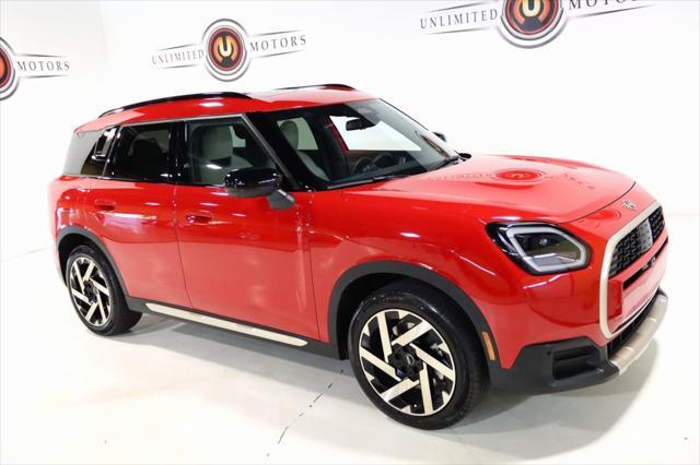 Photo of 2025 Chili Red II MINI Countryman