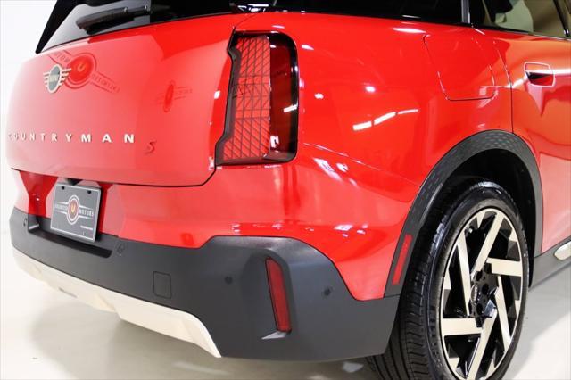 Photo of 2025 Chili Red II MINI Countryman