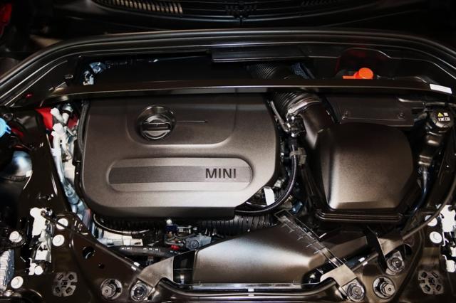 Photo of 2025 Chili Red II MINI Countryman