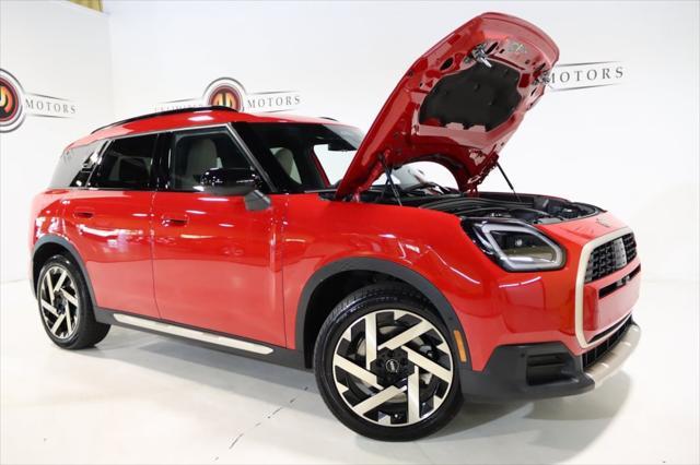 Photo of 2025 Chili Red II MINI Countryman