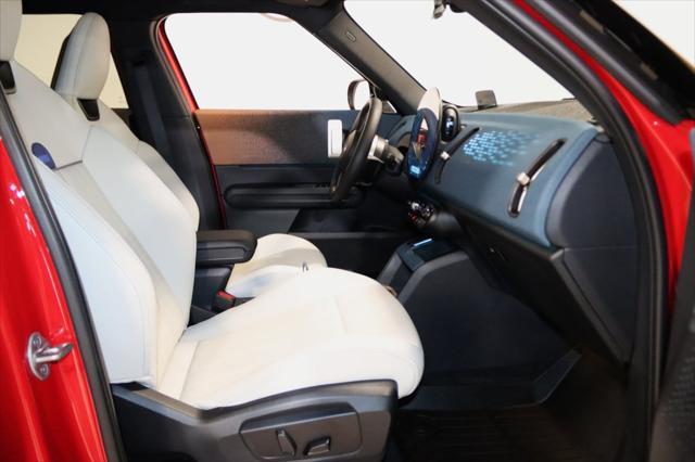 Photo of 2025 Chili Red II MINI Countryman