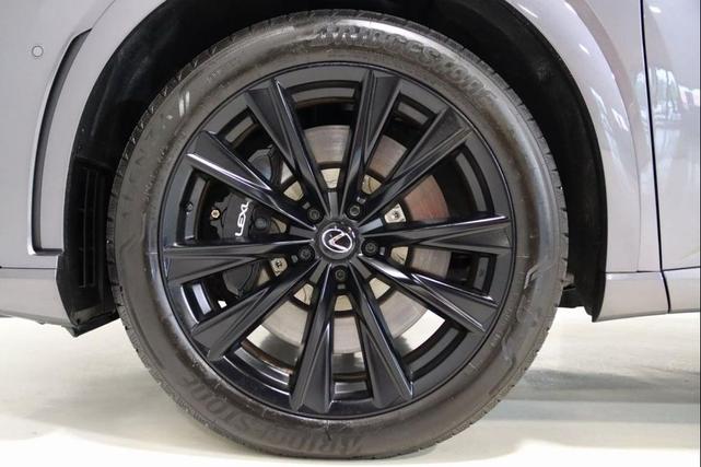 Photo of 2023 Nebula Gray Pearl Lexus RX 500h