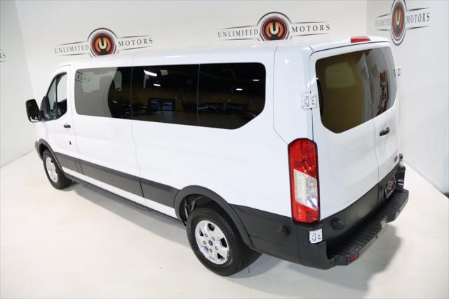 Photo of 2017 Oxford White Ford Transit-350