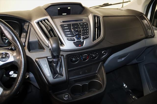 Photo of 2017 Oxford White Ford Transit-350