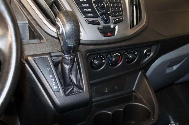 Photo of 2017 Oxford White Ford Transit-350