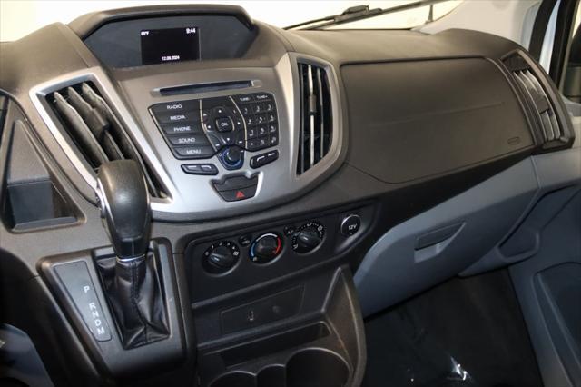 Photo of 2017 Oxford White Ford Transit-350
