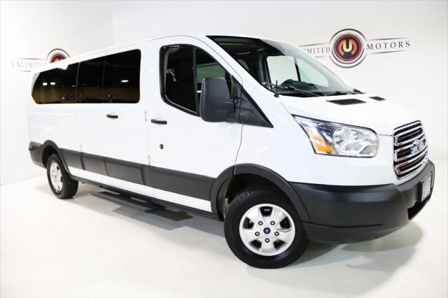 Photo of 2017 Oxford White Ford Transit-350