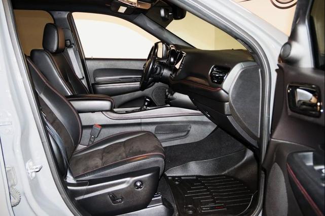 Photo of 2021 Destroyer Gray Clearcoat Dodge Durango