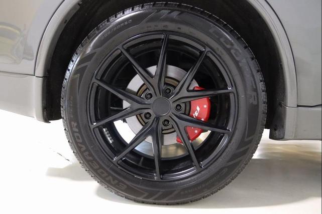 Photo of 2021 Destroyer Gray Clearcoat Dodge Durango
