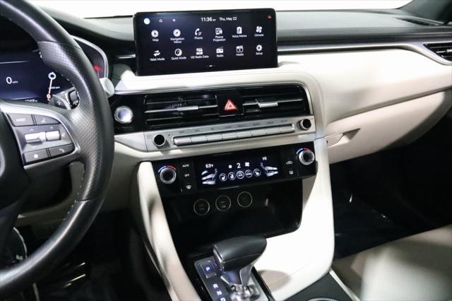 Photo of 2024 Uyuni White Genesis G70