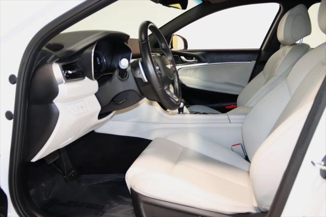 Photo of 2024 Uyuni White Genesis G70
