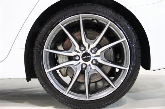 Photo of 2024 Uyuni White Genesis G70