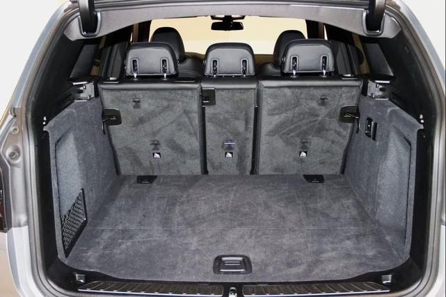 Photo of 2024 Skyscraper Grey Metallic BMW X3