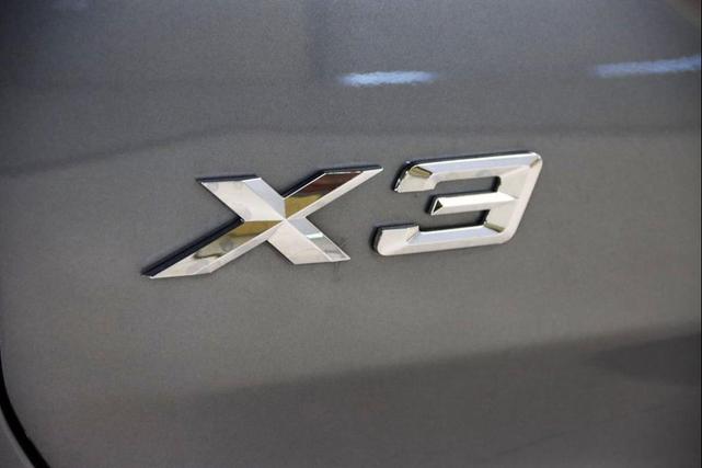 Photo of 2024 Skyscraper Grey Metallic BMW X3