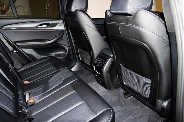 Photo of 2024 Skyscraper Grey Metallic BMW X3