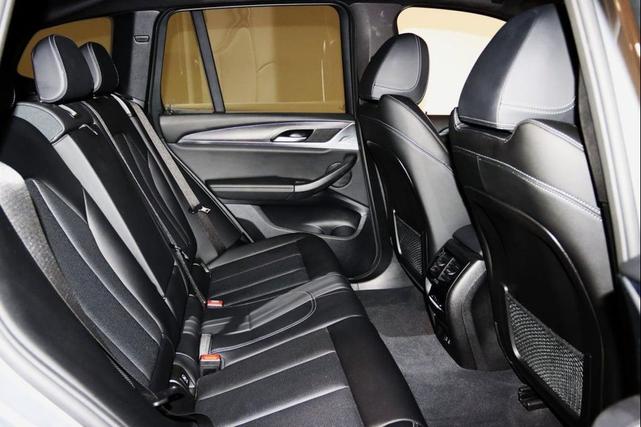Photo of 2024 Skyscraper Grey Metallic BMW X3