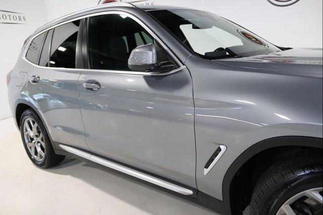 Photo of 2024 Skyscraper Grey Metallic BMW X3