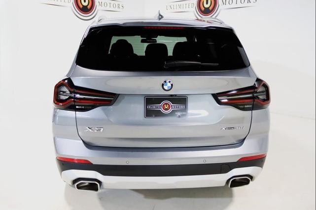 Photo of 2024 Skyscraper Grey Metallic BMW X3