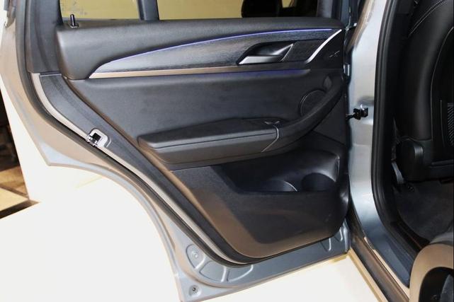Photo of 2024 Skyscraper Grey Metallic BMW X3