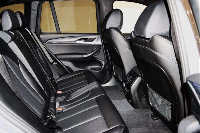 Photo of 2024 Skyscraper Grey Metallic BMW X3