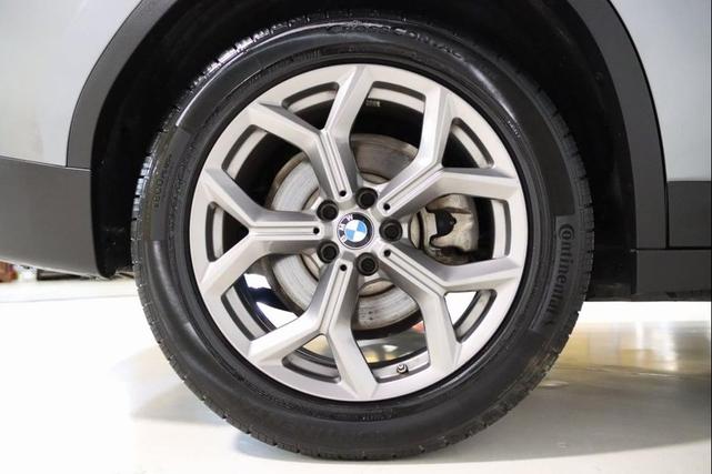 Photo of 2024 Skyscraper Grey Metallic BMW X3