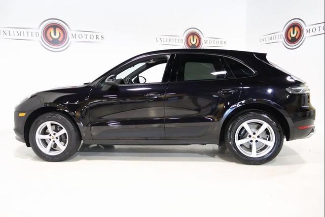 Photo of 2020 Jet Black Metallic Porsche Macan