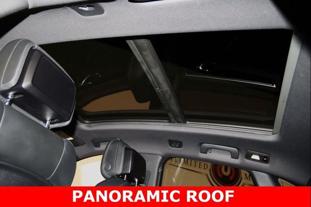 Photo of 2020 Jet Black Metallic Porsche Macan