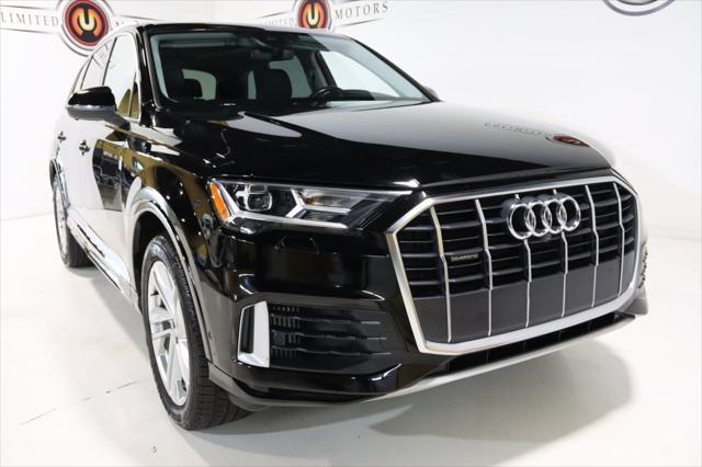 Photo of 2020 Night Black Audi Q7