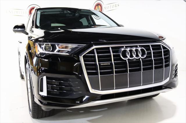 Photo of 2020 Night Black Audi Q7