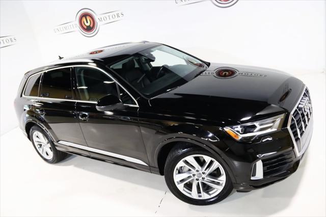 Photo of 2020 Night Black Audi Q7