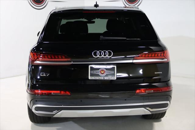 Photo of 2020 Night Black Audi Q7
