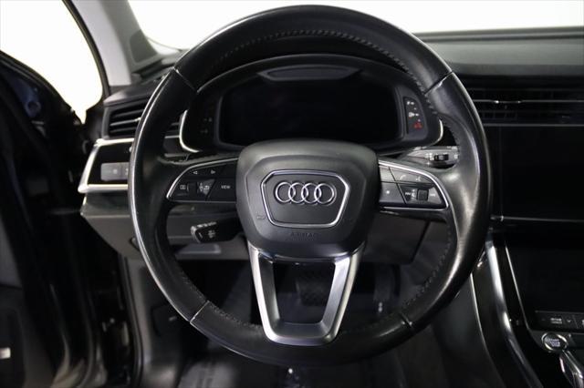 Photo of 2020 Night Black Audi Q7