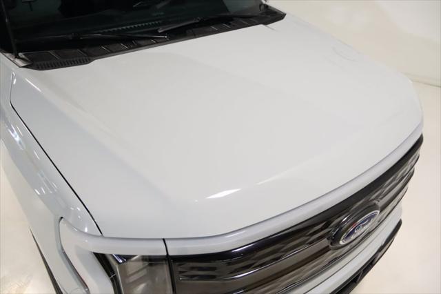 Photo of 2023 Avalanche Ford F-150 Lightning
