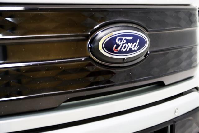 Photo of 2023 Avalanche Ford F-150 Lightning