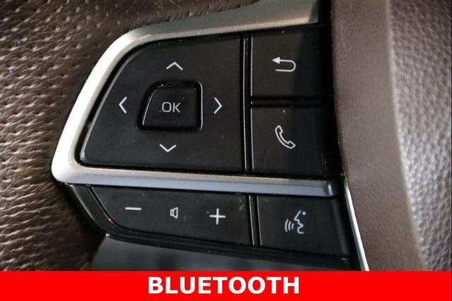 Photo of 2021 Blizzard Pearl Toyota Sienna