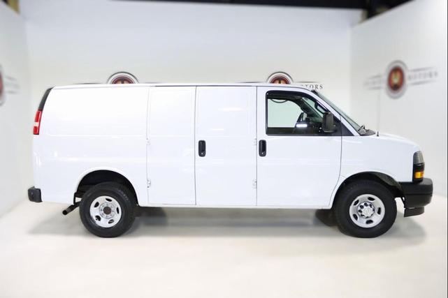 Photo of 2019 Summit White Chevrolet Express 2500