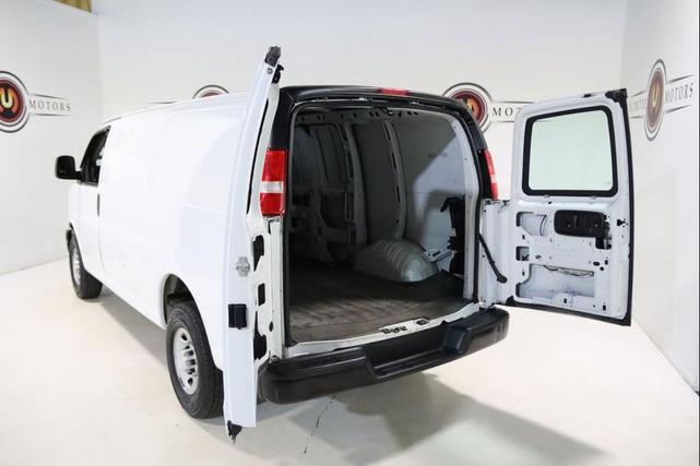 Photo of 2019 Summit White Chevrolet Express 2500